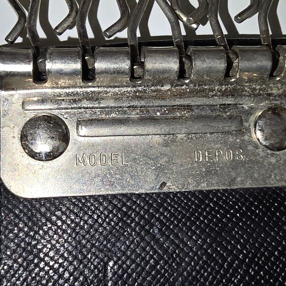 Prada key holder - Picture 7 of 10